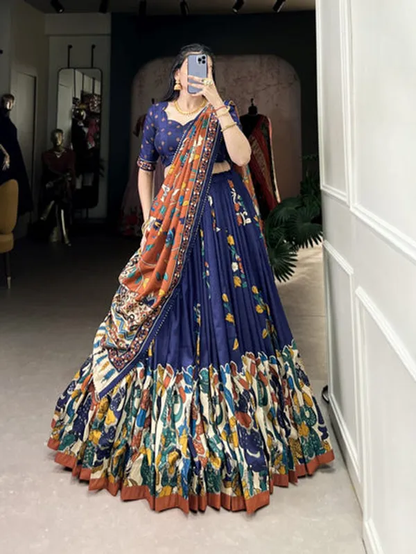 Latest_Semi_Stitched_Lehenga_Choli_With_Dupatta