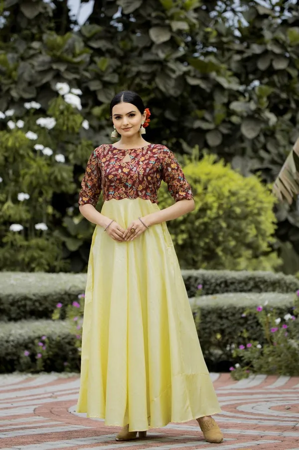 Ready_Made_Gowns