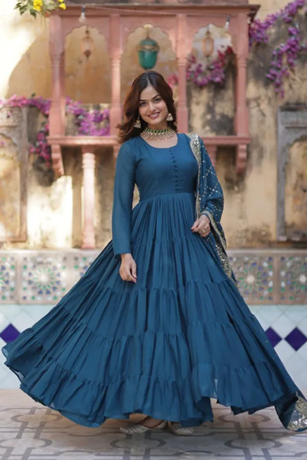 Latest_Readymade_Gowns