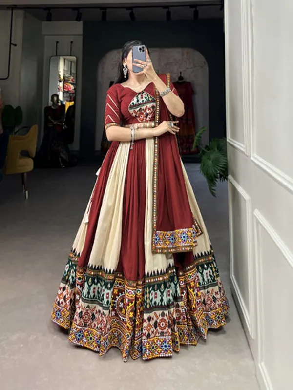 New_Semi_Stitiched_Lehenga_Choli