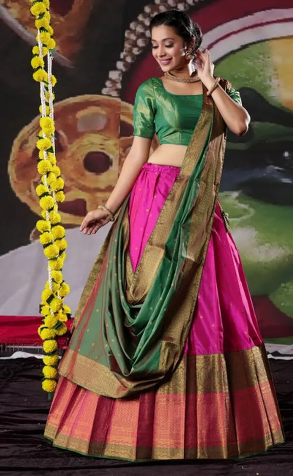 New_Semi_Stitiched_Banarasi_Lehenga_Choli