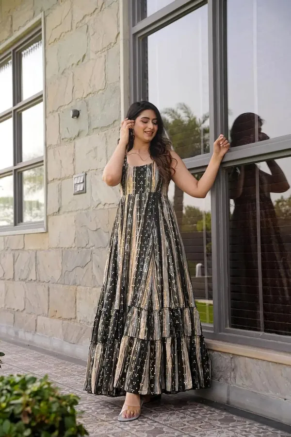 Latest_Readymade_Gowns