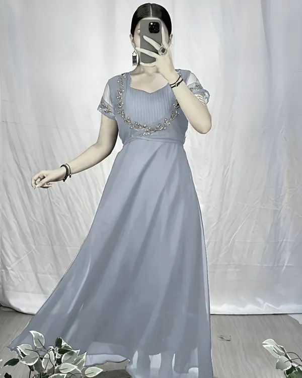 Latest_Readymade_Gowns