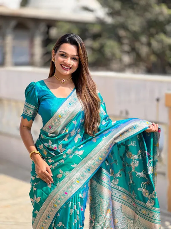 Catalog_Designer_Saree