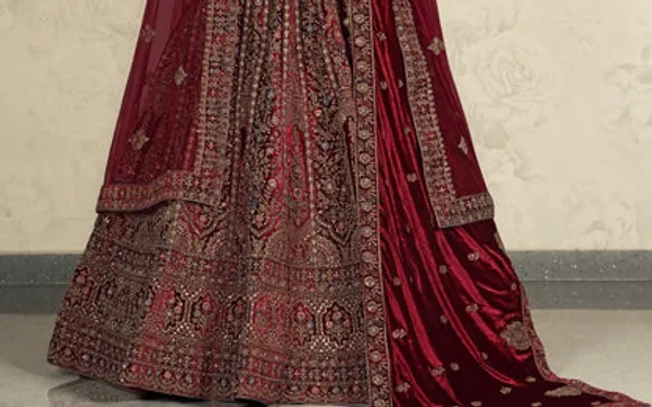 New_Semi_Stitiched_Velvet_Bridal_Lehenga_Choli