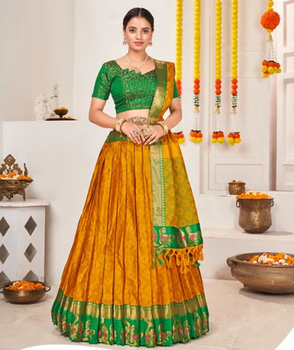 New_Semi_Stitiched_Banarasi_Lehenga_Choli