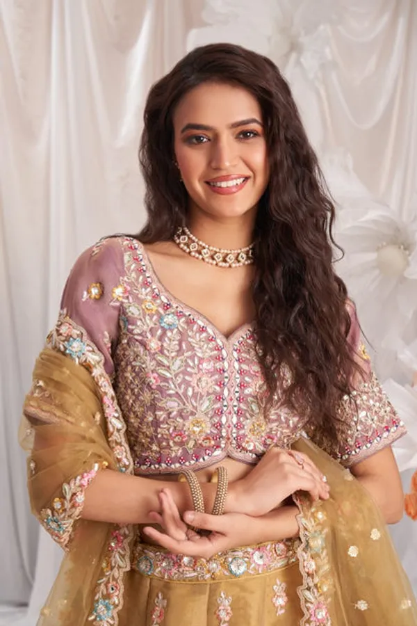 Latest_Semi_Stitched_Lehenga_Choli