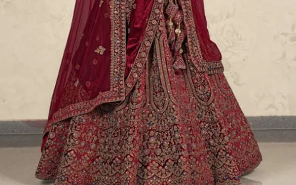 New_Semi_Stitiched_Velvet_Bridal_Lehenga_Choli