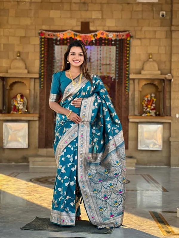 Catalog_Designer_Saree