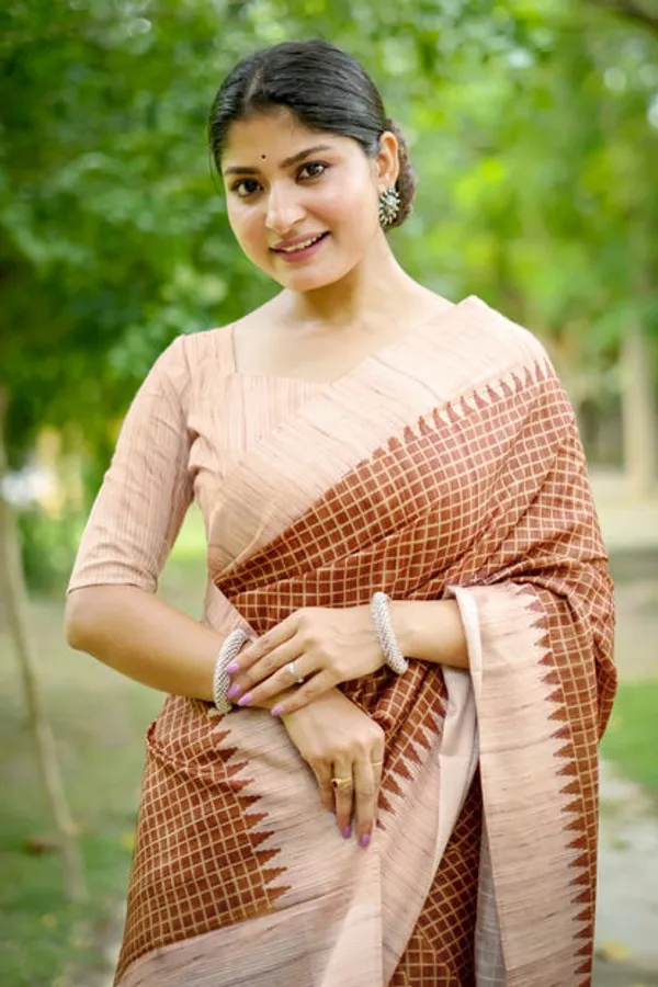 Catalog_Designer_Saree