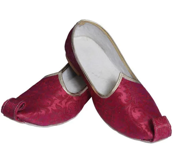 Sudarshan_Sherwani_Accessories_Mojari_Shoes