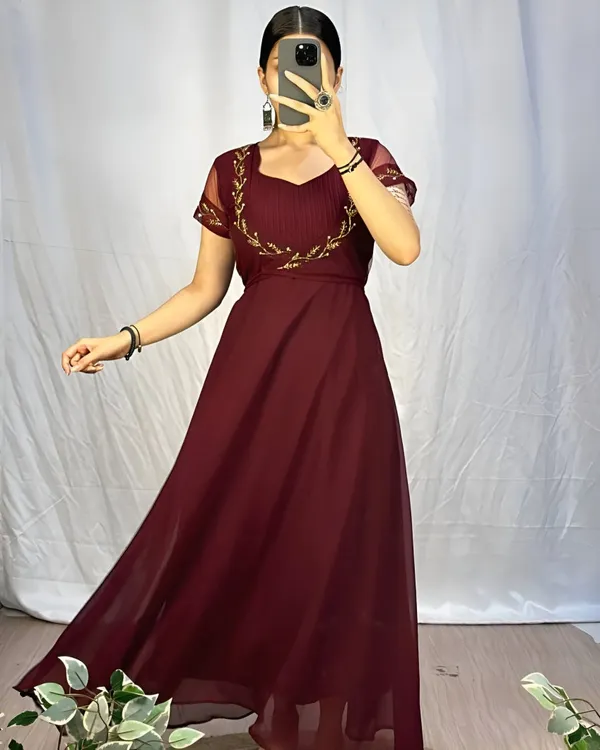 Latest_Readymade_Gowns