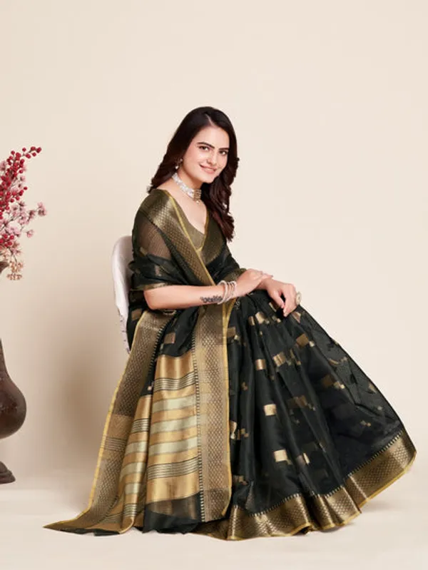 Catalog_Designer_Saree