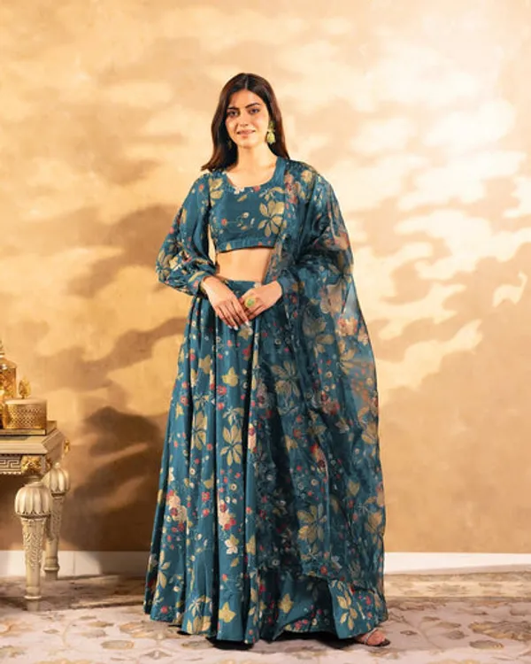 Readymade_Lehenga_Choli_With_Duppatta