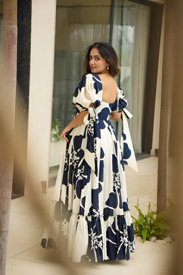 Latest_Readymade_Gowns