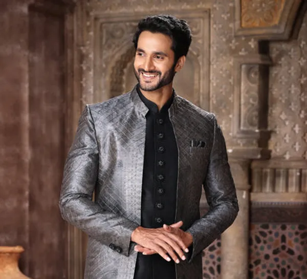 Traditional_Indowestren_Sherwani