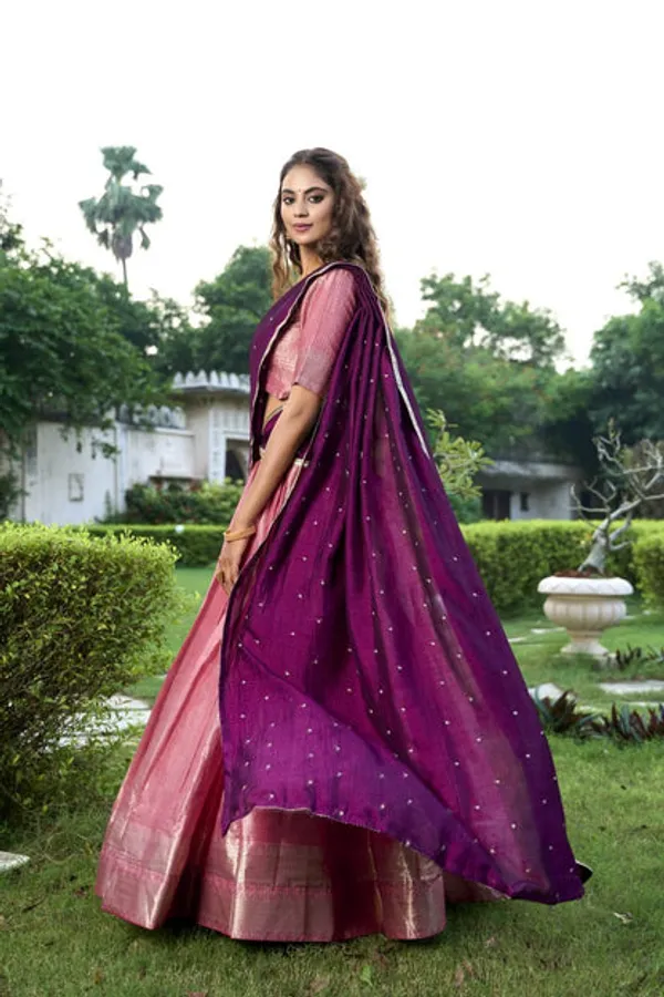 Latest_Semi_Stitched_Banarasi_Lehenga_Choli