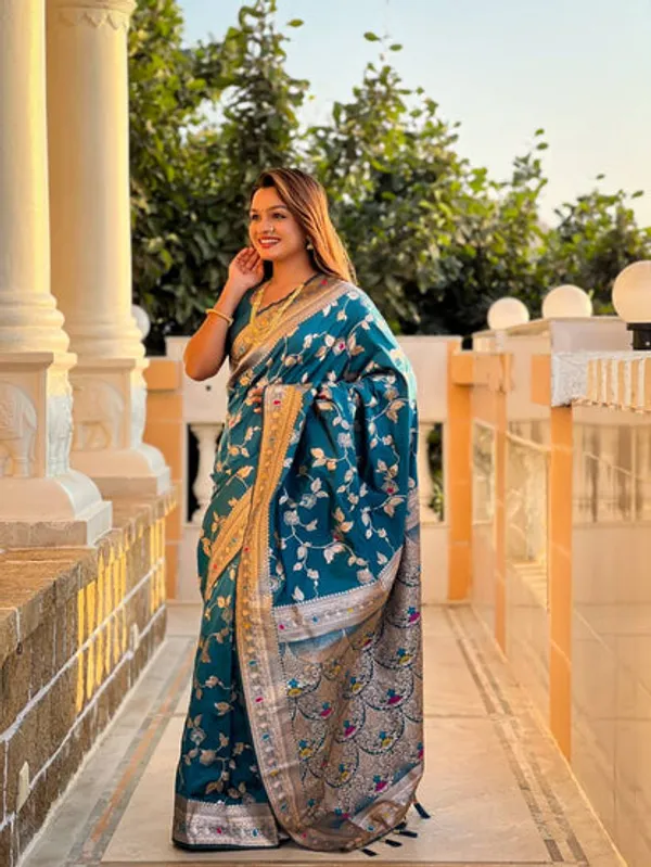 Catalog_Designer_Saree