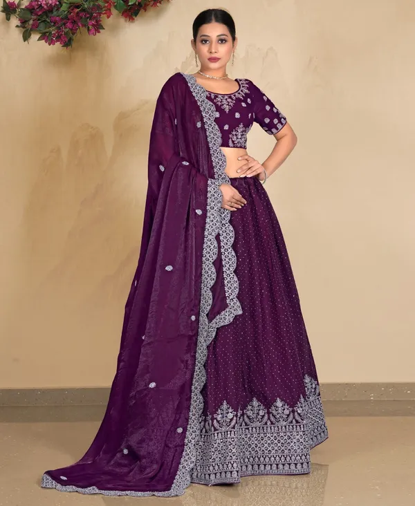 Latest_Semi_Stitched_Lehenga_Choli_With_Dupatta