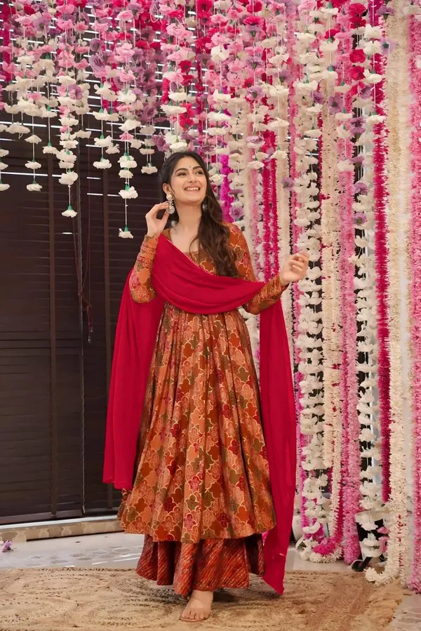 Readymade_3_Piece_Salwar_Kameez