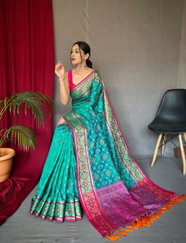 Catalog_Designer_Saree