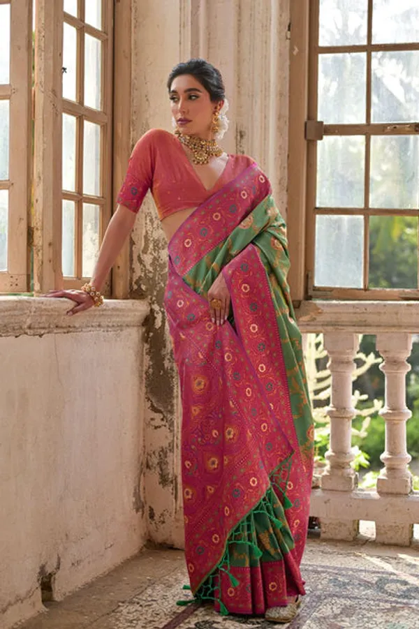Catalog_Designer_Saree