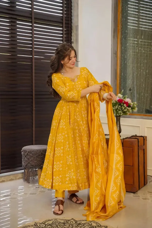 Readymade_3_Piece_Salwar_Kameez