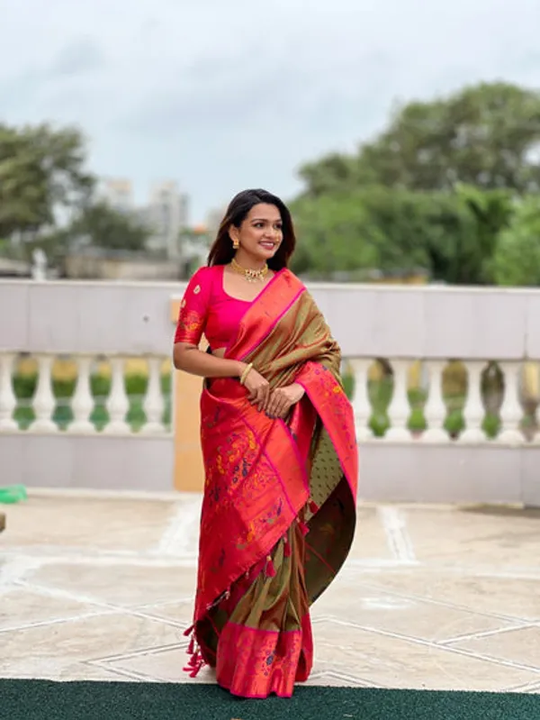 Catalog_Designer_Saree