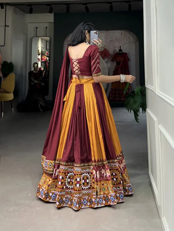 New_Semi_Stitiched_Lehenga_Choli