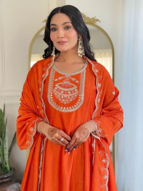 Latest_Readymade_Kurti_Set_With_Dupatta