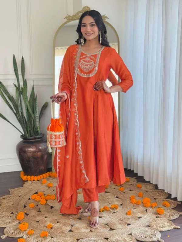 Latest_Readymade_Kurti_Set_With_Dupatta