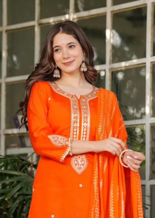 Latest_Readymade_Kurti_Set_With_Dupatta