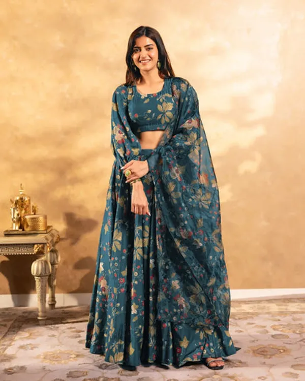 Readymade_Lehenga_Choli_With_Duppatta