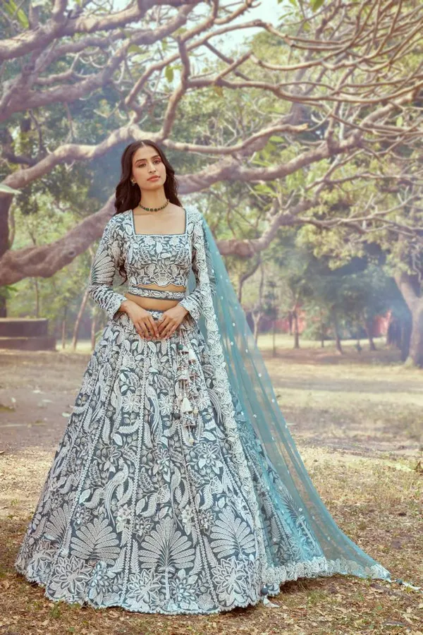 Latest_Semi_Stitched_Lehenga_Choli_With_Duppatta
