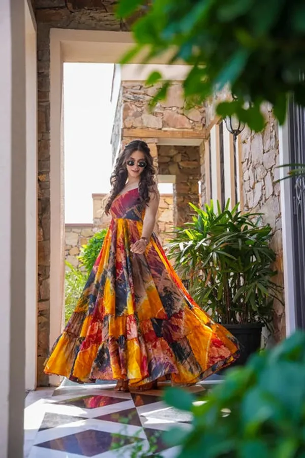 Latest_Readymade_Gowns