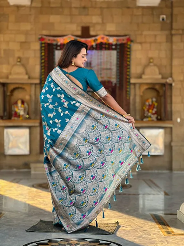 Catalog_Designer_Saree