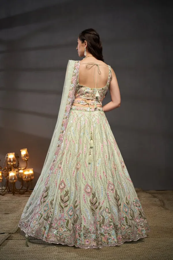 New_Semi_Stitiched_Bridal_Lehenga_Choli