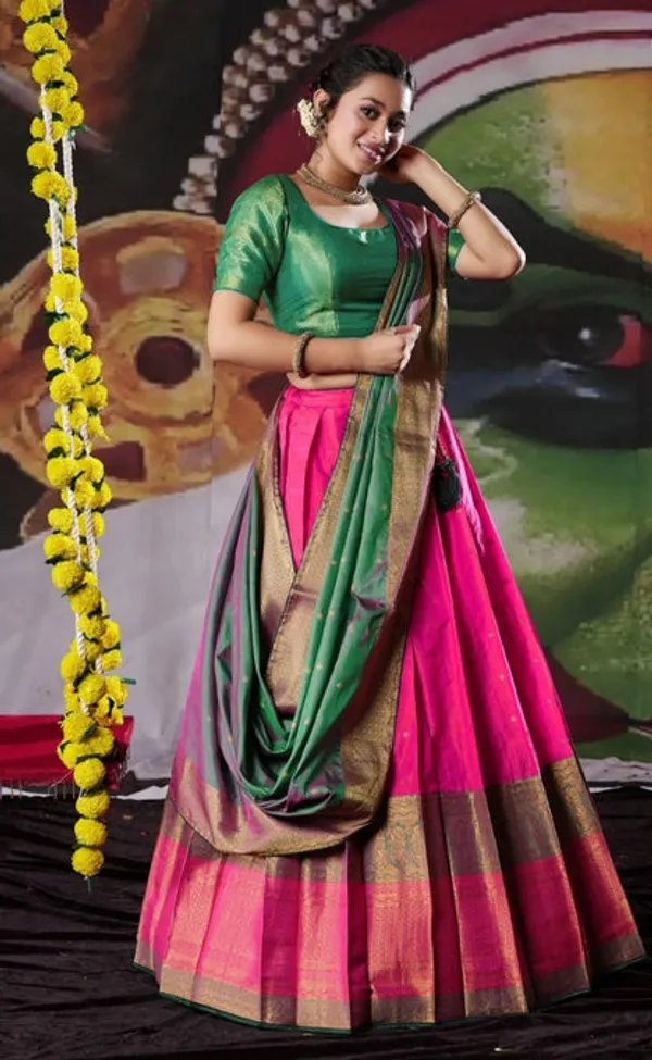 New_Semi_Stitiched_Banarasi_Lehenga_Choli