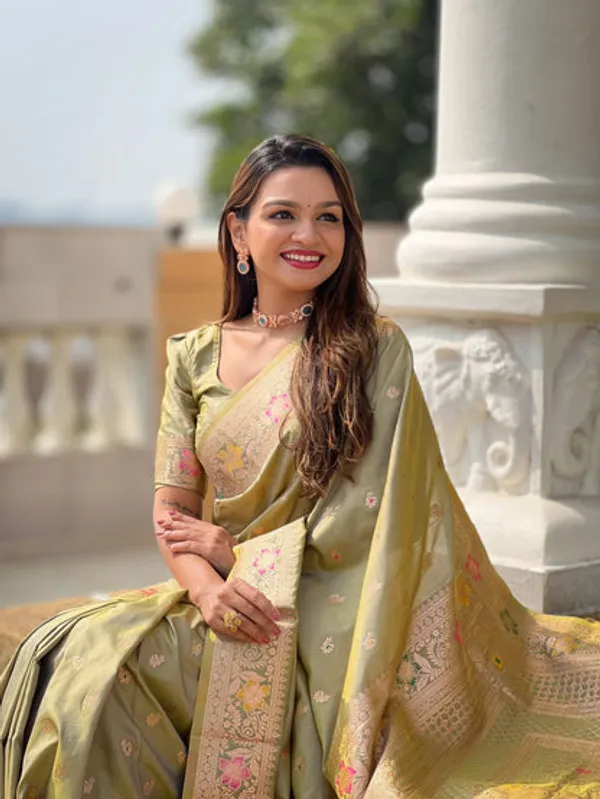 Catalog_Designer_Saree