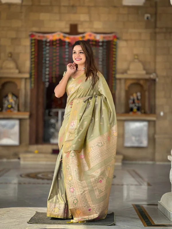 Catalog_Designer_Saree