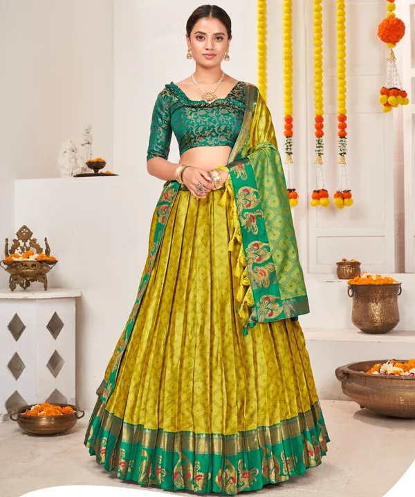 New_Semi_Stitiched_Banarasi_Lehenga_Choli