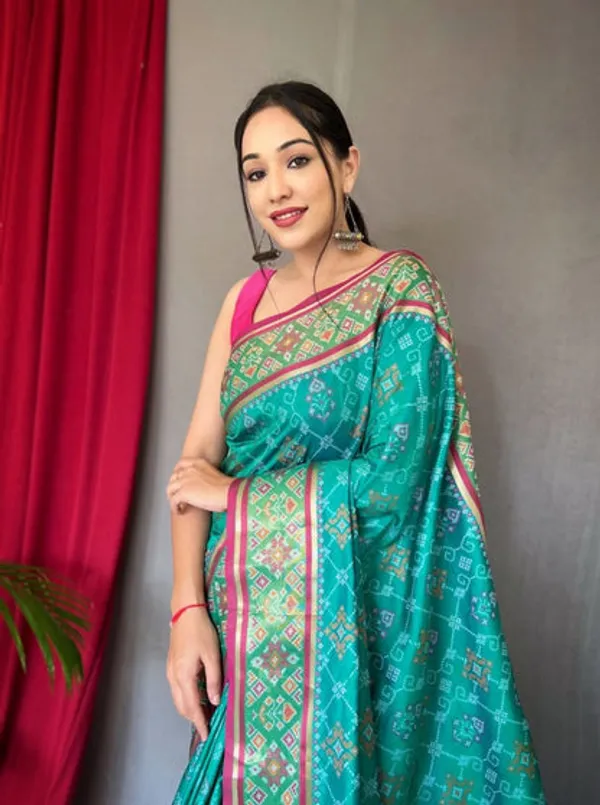 Catalog_Designer_Saree