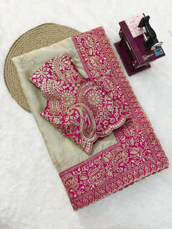 Cream_And_Magenta_Organza_Silk_Embroidered_Ethnic_Saree_For_Women