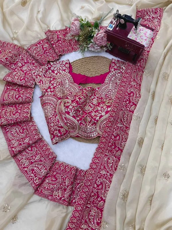 Cream_And_Magenta_Organza_Silk_Embroidered_Ethnic_Saree_For_Women