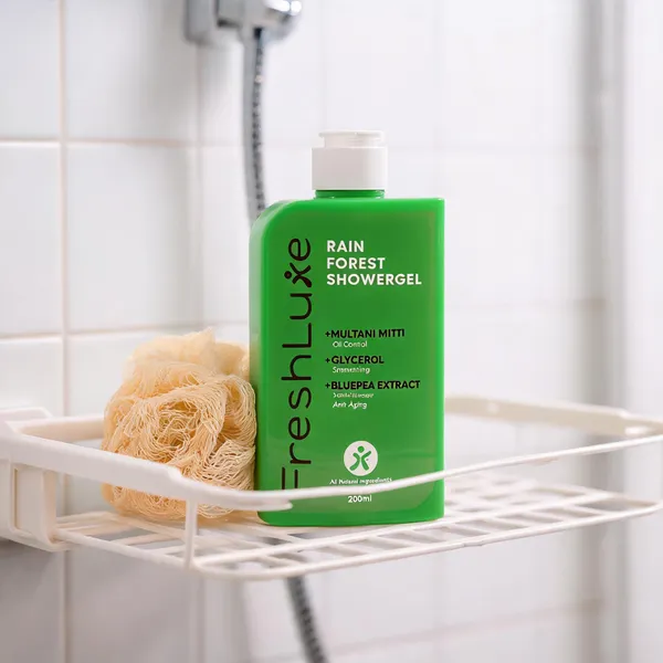 Freshluxe_Rain_Forest_Multani_Mitti_Glycerol_Oil_Control_Shower_Gel