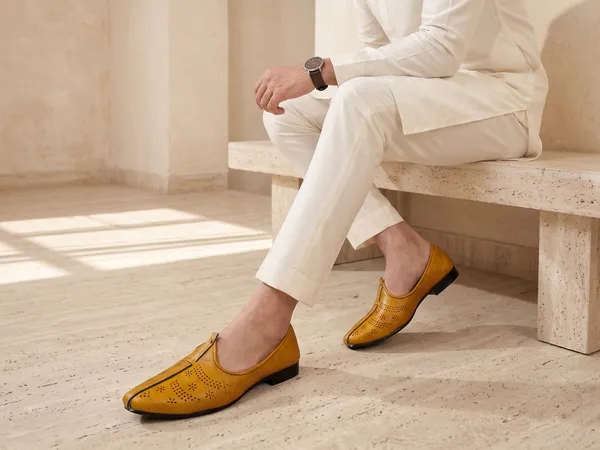 LEGASY_Ethnic_shoe