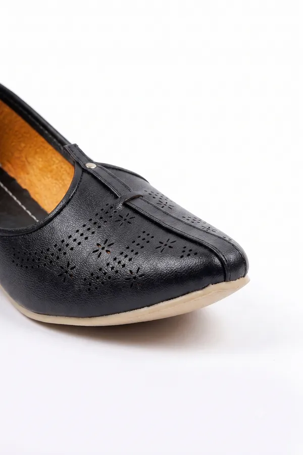 LEGASY_Ethnic_shoe