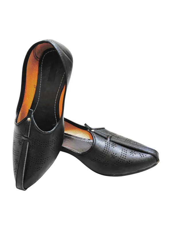 LEGASY_Ethnic_shoe