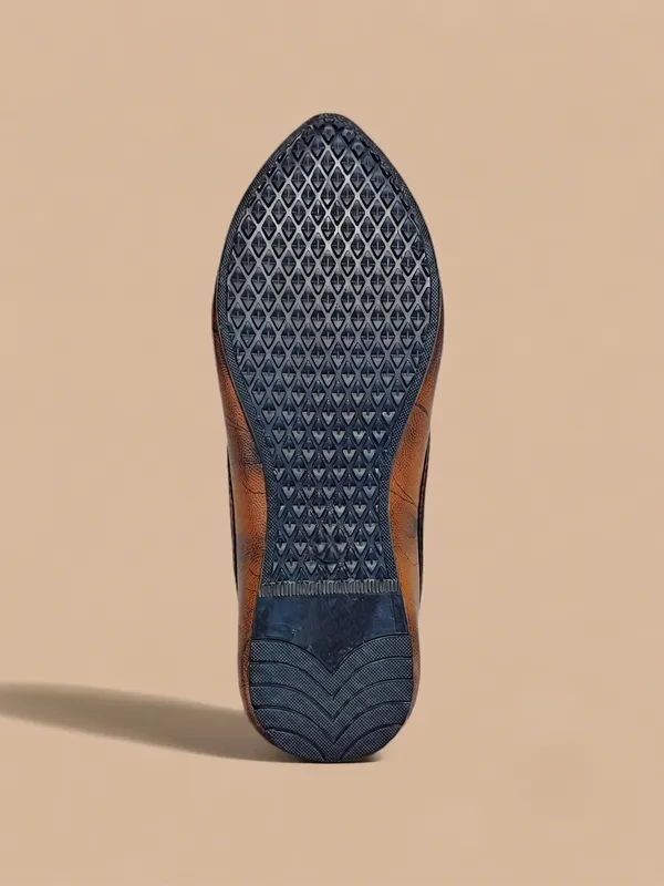 SOLEIL_Ethnic_shoe