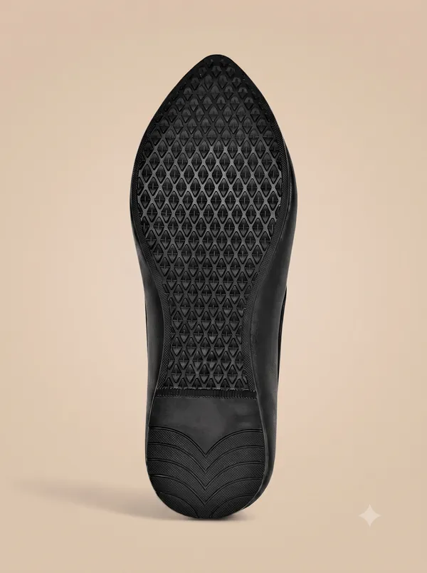 ARROW_Ethnic_shoe